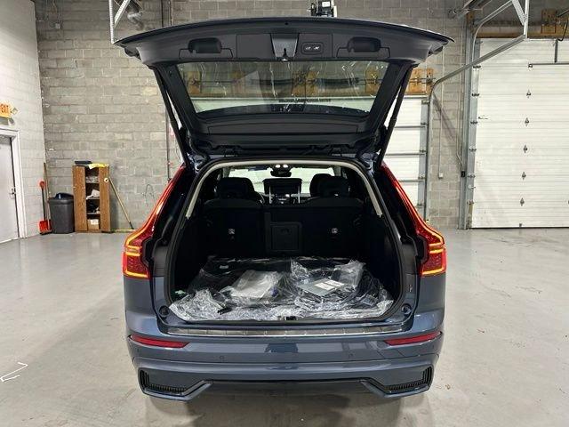 2026 Volvo XC60 B5 PLUS — миниатюра 21