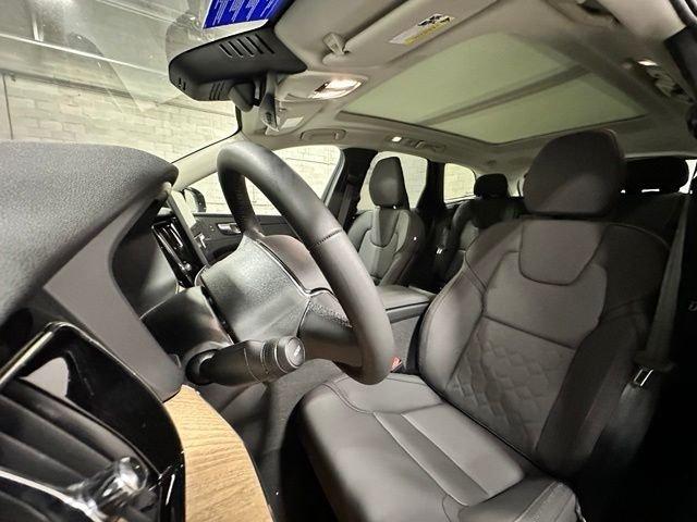 2026 Volvo XC60 B5 PLUS — миниатюра 13