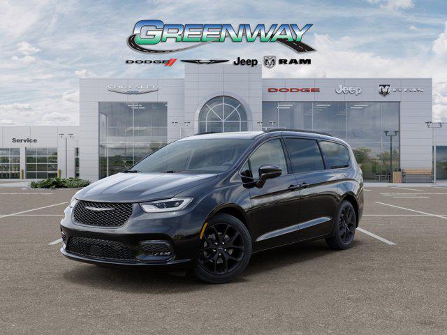 New 2026 Chrysler Pacifica Limited