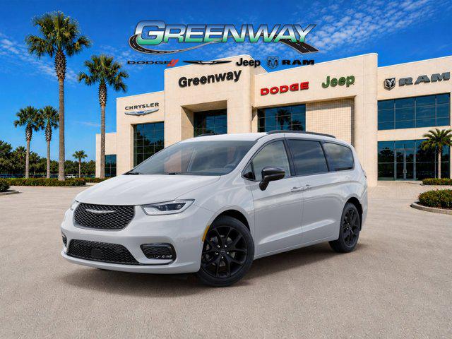 New 2026 Chrysler Pacifica L