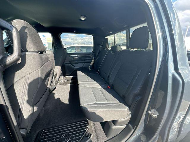 2026 RAM 1500 BIG HORN/LONE STAR — миниатюра 23