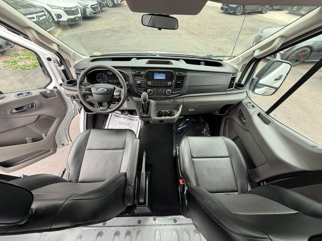 صورة 17 لـ 2020 FORD TRANSIT-350 BASE