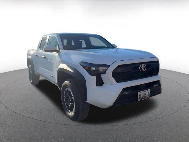 TOYOTA TACOMA - 3