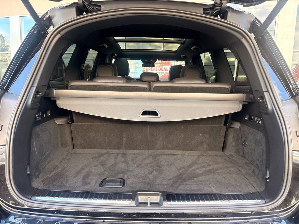 2025 Mercedes-BENZ GLS 缩略图 18