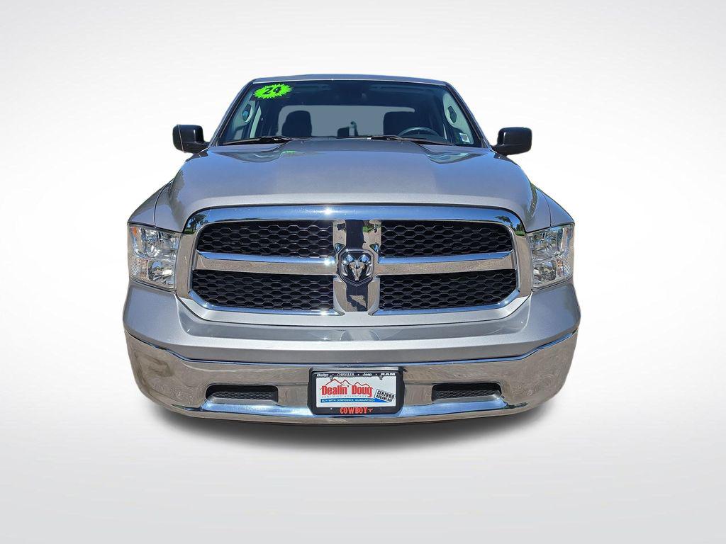صورة 9 لـ 2024 RAM 1500 CLASSIC SLT