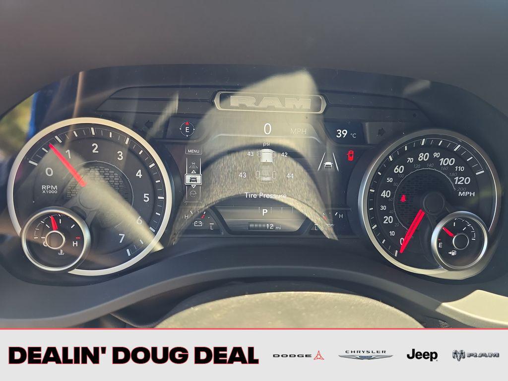 صورة مصغرة 15 لـ 2026 RAM 1500 EXPRESS