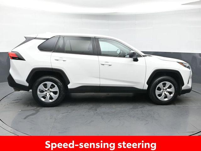 2024 Toyota RAV4 LE 缩略图 8