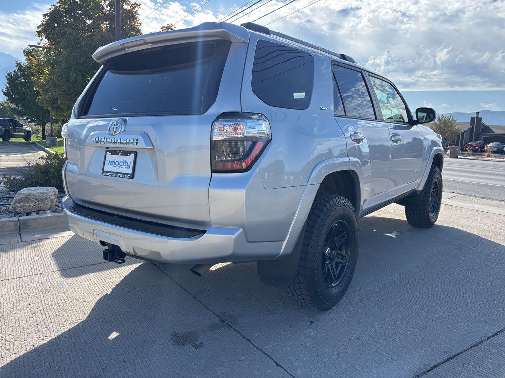 TOYOTA 4RUNNER - 5