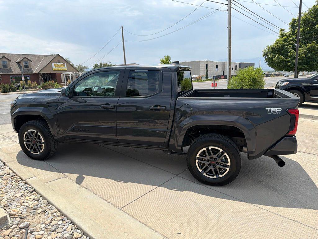 2026 Toyota TACOMA TRD SPORT 缩略图 4
