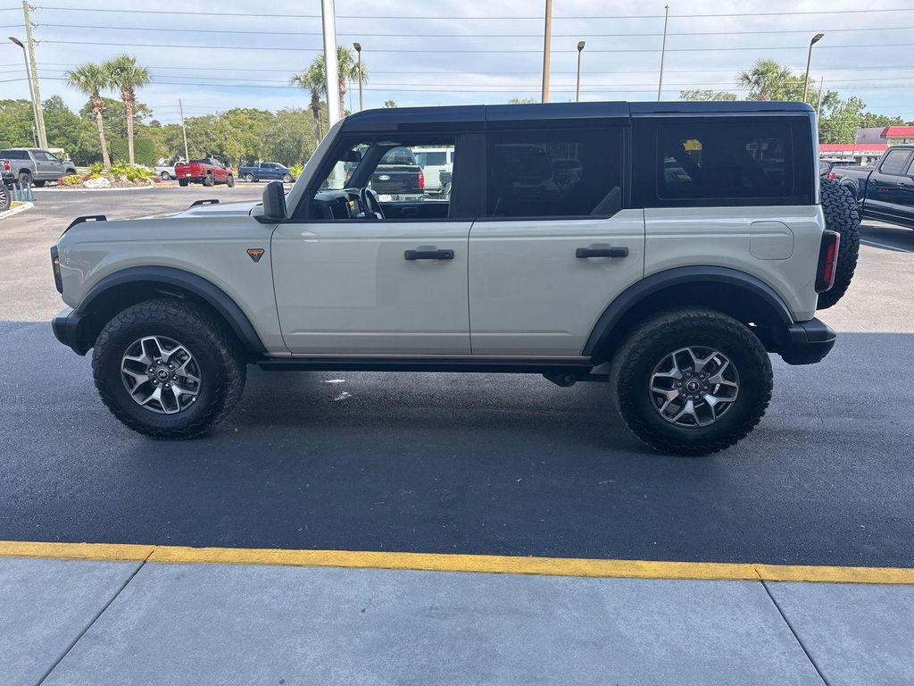 FORD BRONCO - 6