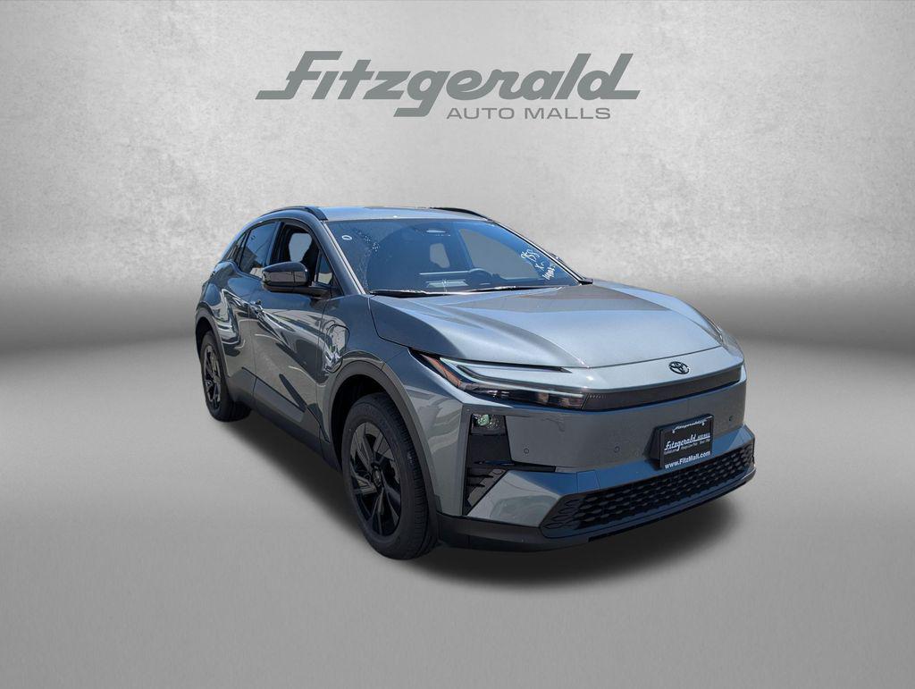 New 2026 Toyota C-HR SE