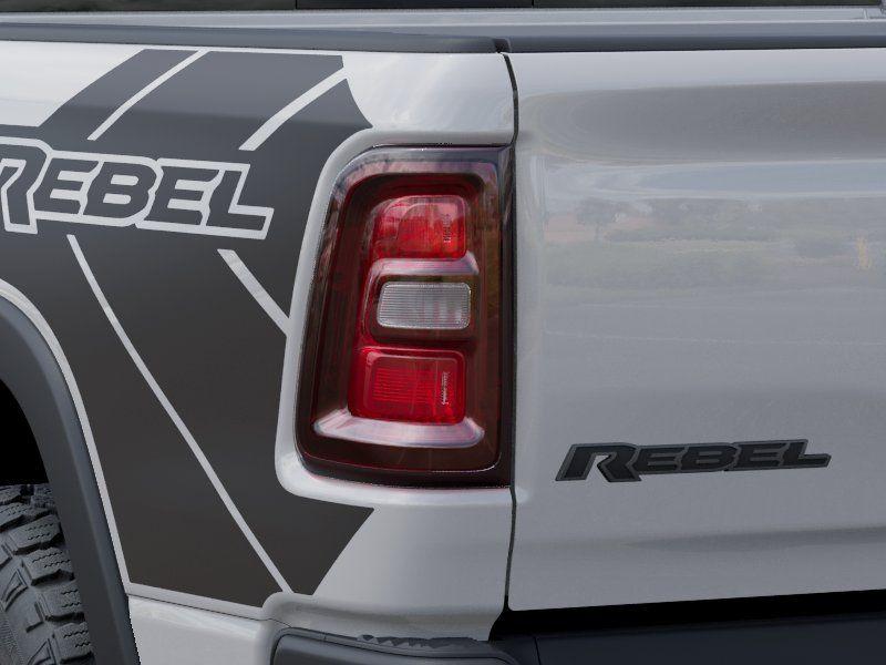 2026 RAM 1500 REBEL — фото 9