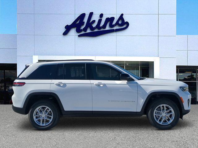 New 2026 Jeep Grand Cherokee Altitude