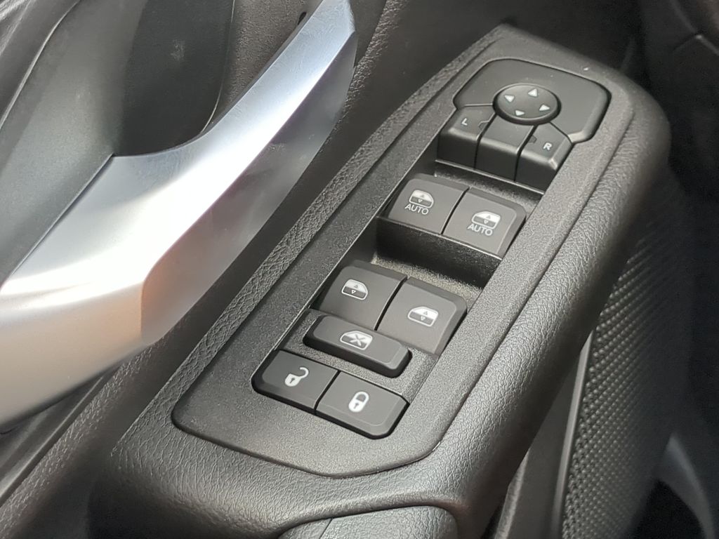 2026 RAM 1500 EXPRESS — миниатюра 21