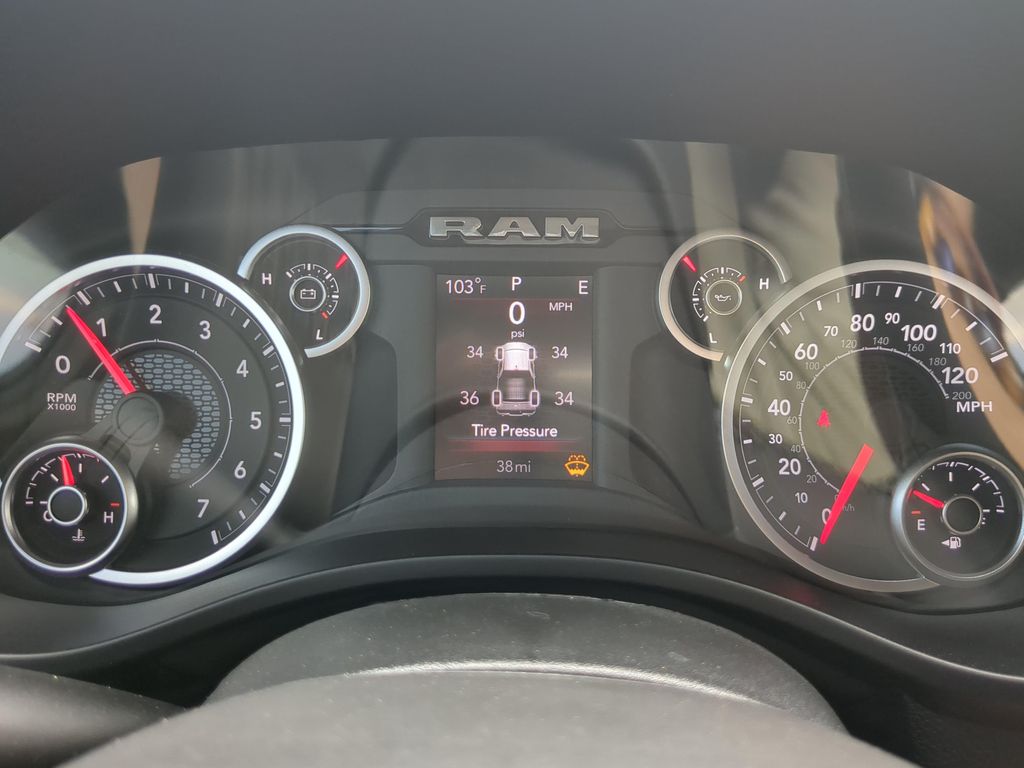 2026 RAM 1500 BIG HORN/LONE STAR — миниатюра 24