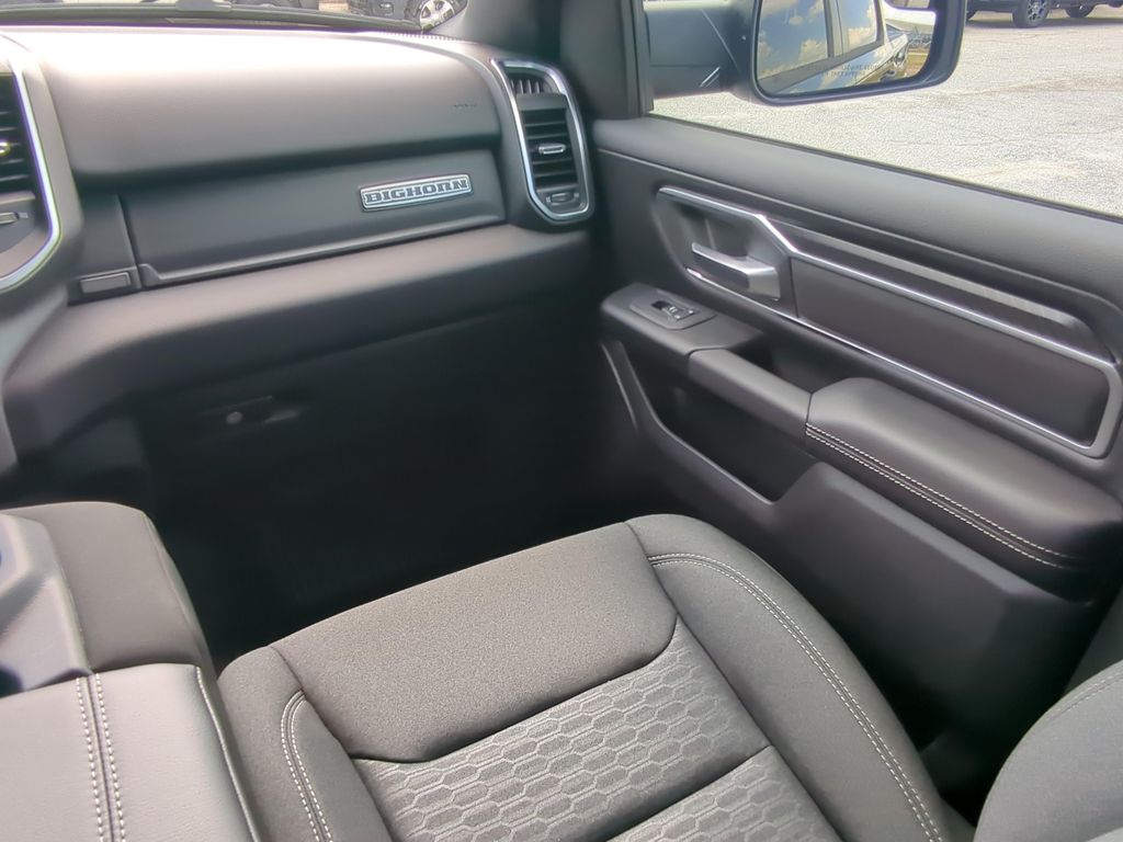 2026 RAM 1500 BIG HORN/LONE STAR — миниатюра 15