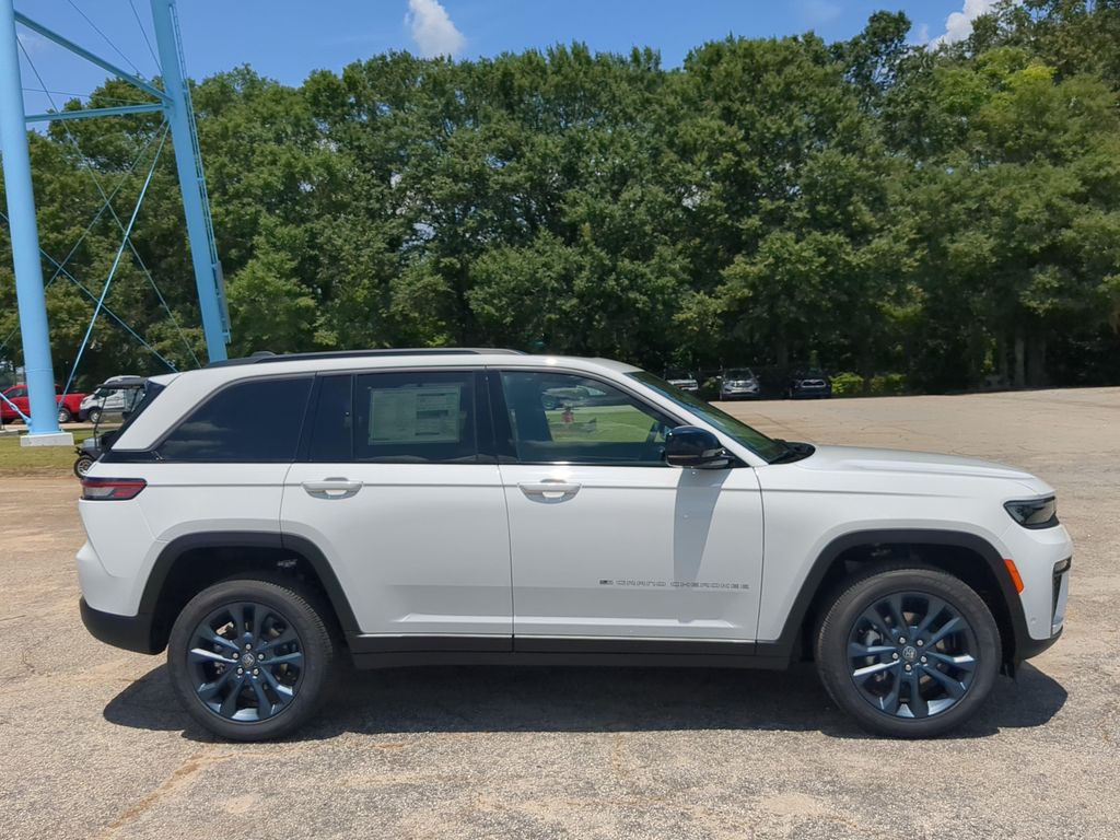 New 2026 Jeep Grand Cherokee 85th Anniversay Edition 4x4