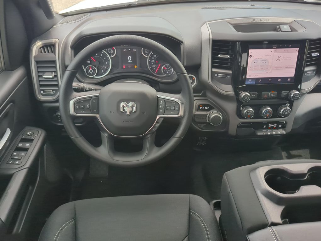 صورة مصغرة 15 لـ 2026 RAM 1500 EXPRESS
