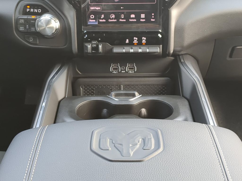 2026 RAM 1500 LARAMIE — миниатюра 18