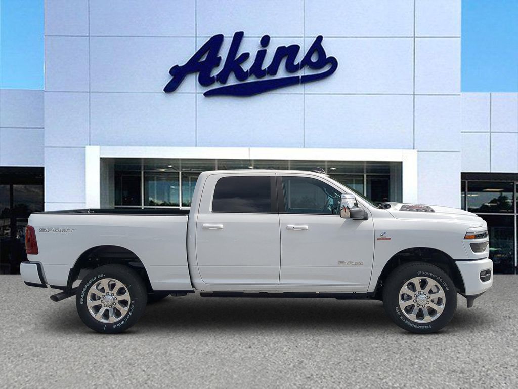 New 2026 RAM 2500 Laramie Crew Cab 4x4 6'4' Box