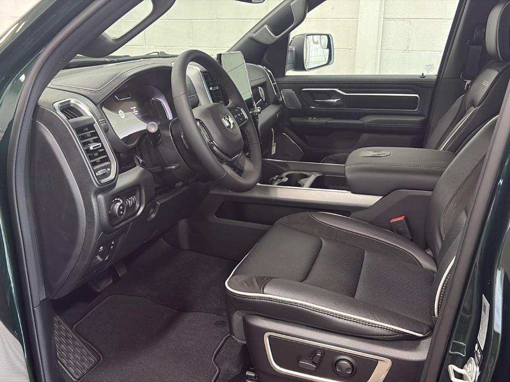 صورة 10 لـ 2026 RAM 1500 LARAMIE