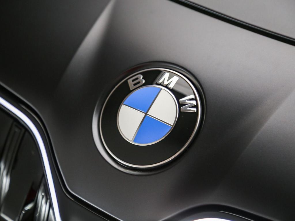 صورة 9 لـ 2026 BMW 740 I