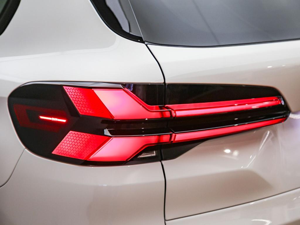 2026 BMW X5 M COMPETITION 缩略图 12