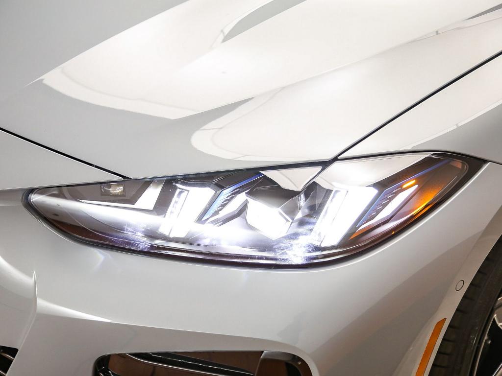 صورة 8 لـ 2027 BMW M440 I XDRIVE