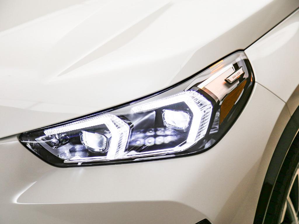 صورة 8 لـ 2026 BMW X1 XDRIVE28I