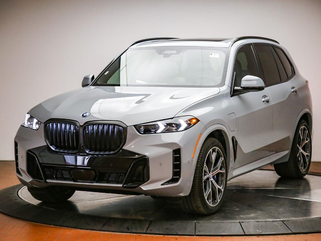 New 2026 BMW X5 PHEV xDrive50e