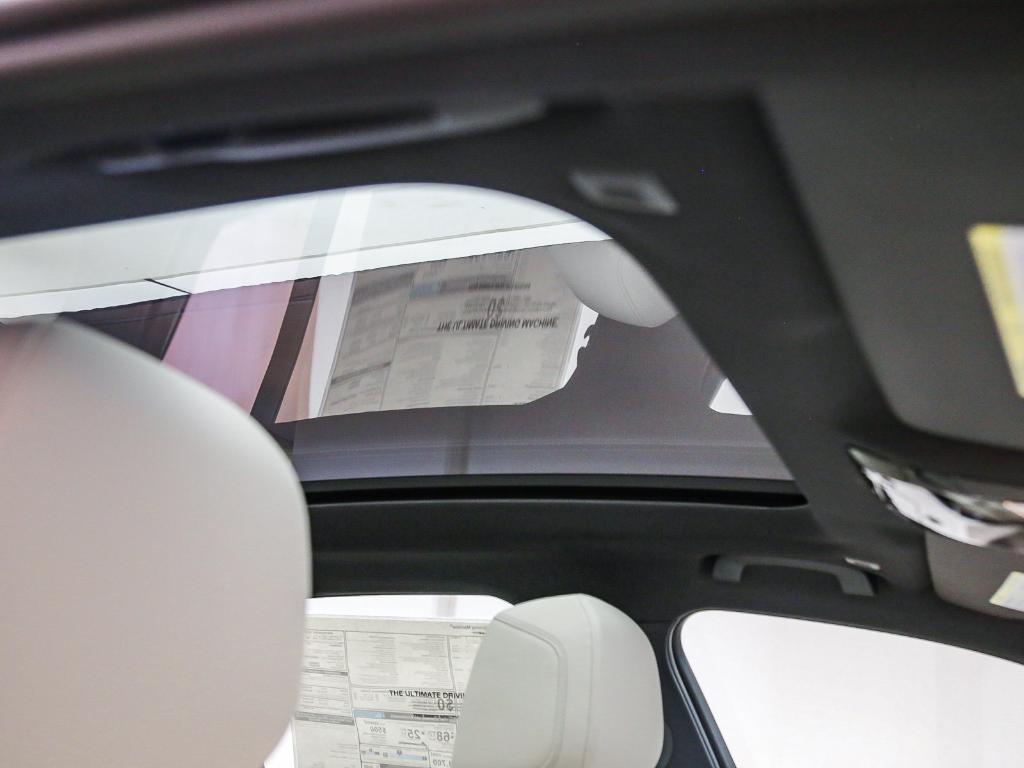 2027 BMW 550E 550E XDRIVE — миниатюра 18
