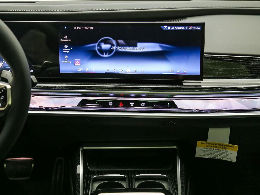 2026 BMW 740 I 缩略图 14