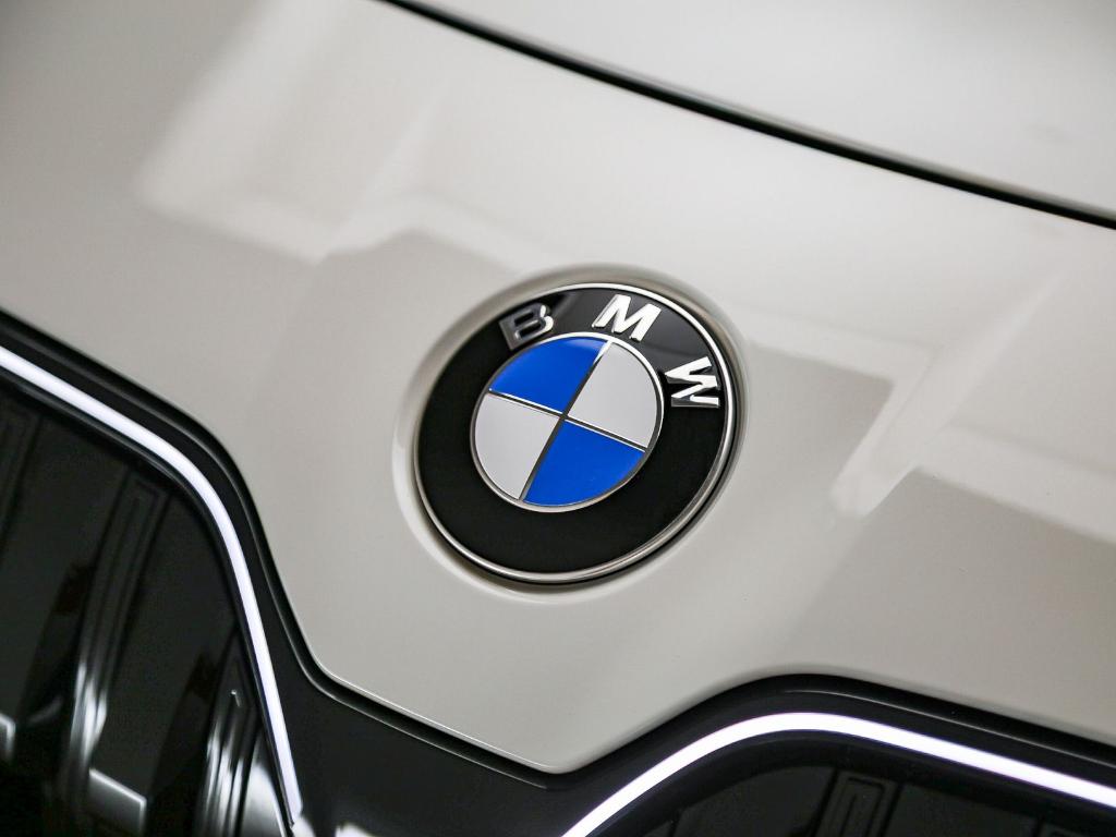 2026 BMW 740 I 缩略图 9