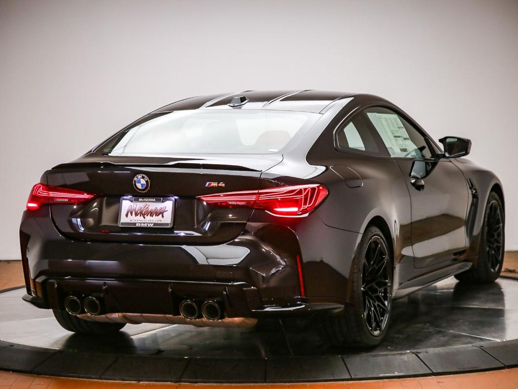 2027 BMW M4 BASE — фото 5
