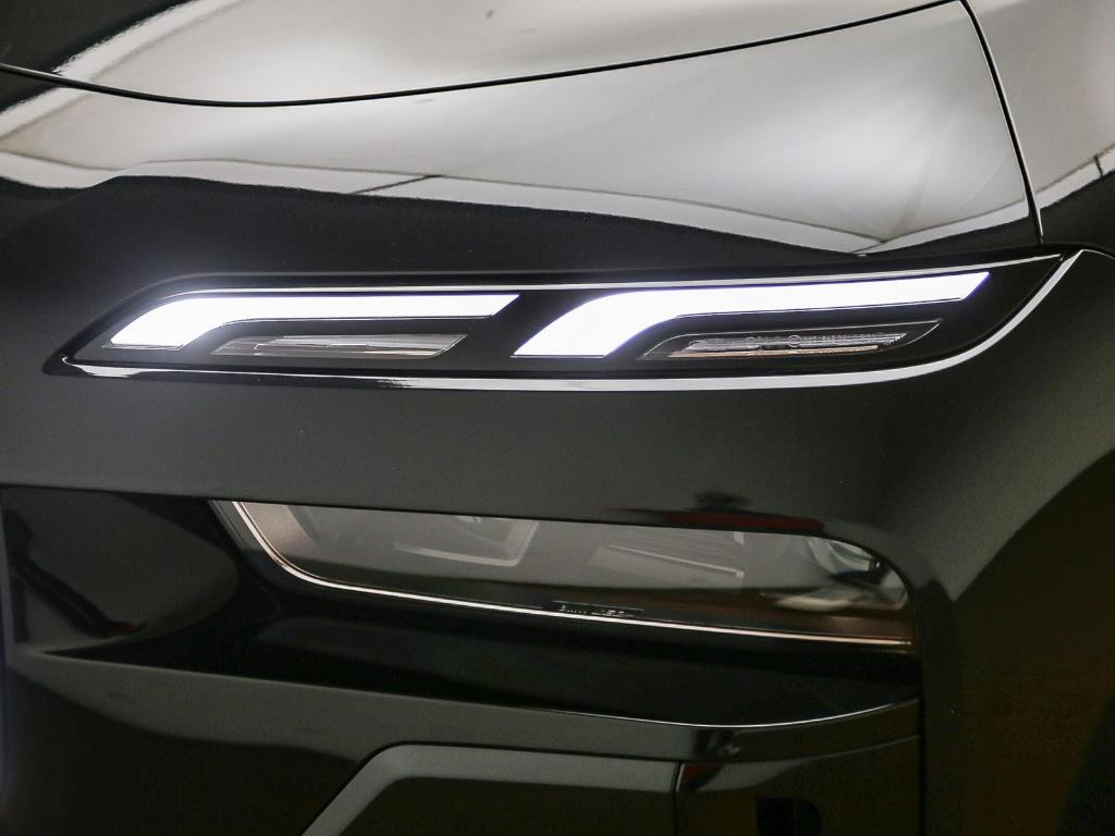 صورة 8 لـ 2026 BMW 740 I