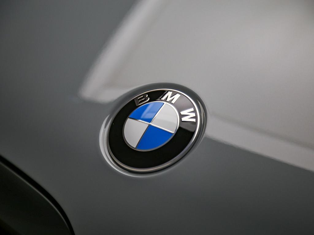 صورة 9 لـ 2026 BMW X5 M60I
