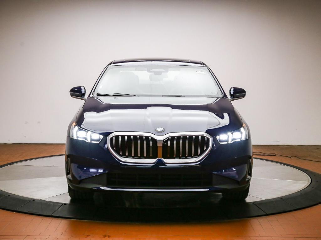 New 2027 BMW 530 i
