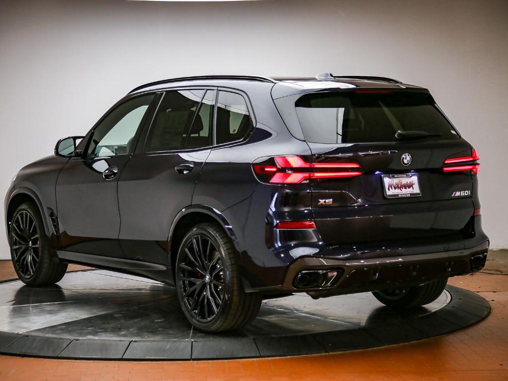 2026 BMW X5 M60I photo 2