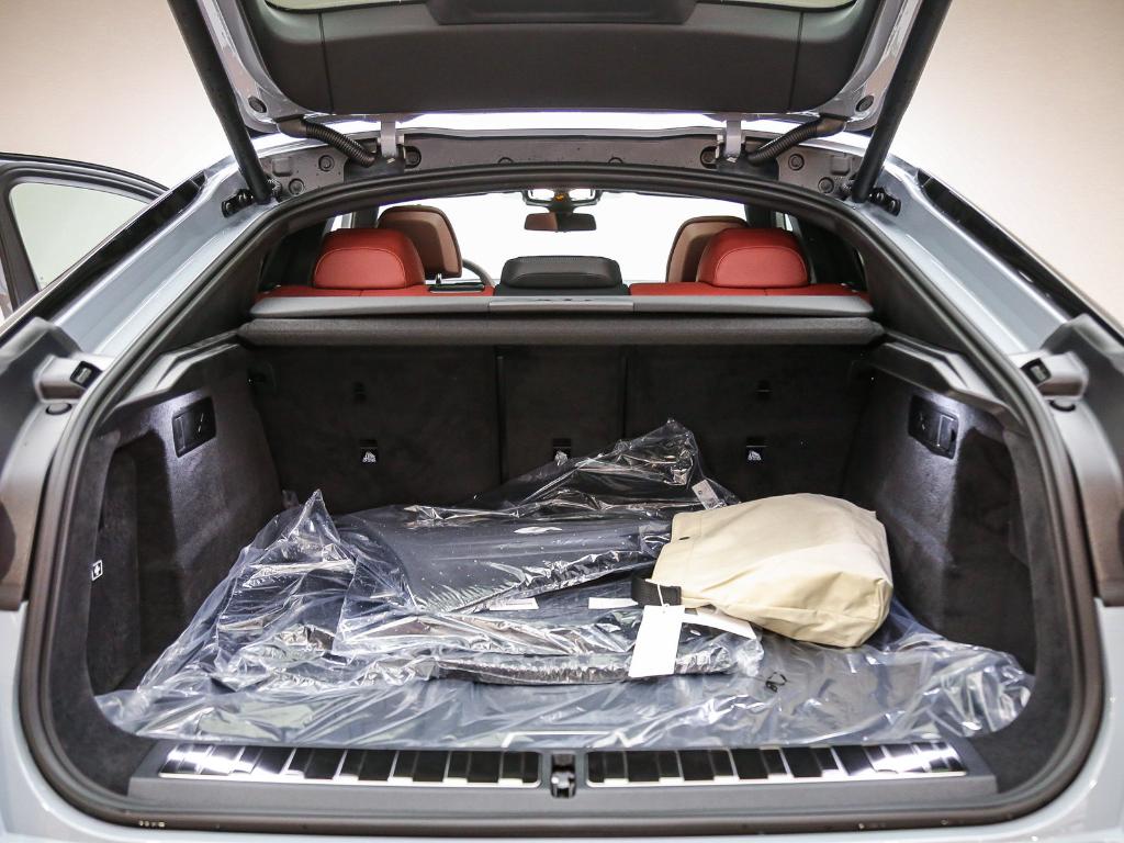 صورة مصغرة 27 لـ 2027 BMW X6 XDRIVE40I