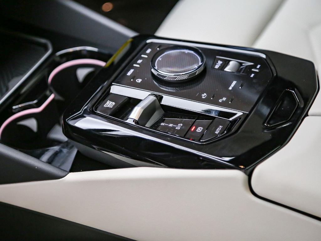 2027 BMW 530 I XDRIVE 缩略图 21