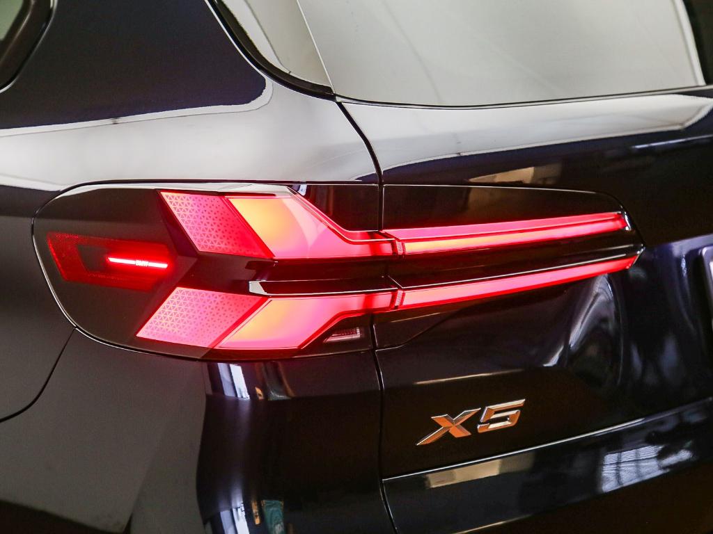 2026 BMW X5 PHEV XDRIVE50E — миниатюра 12