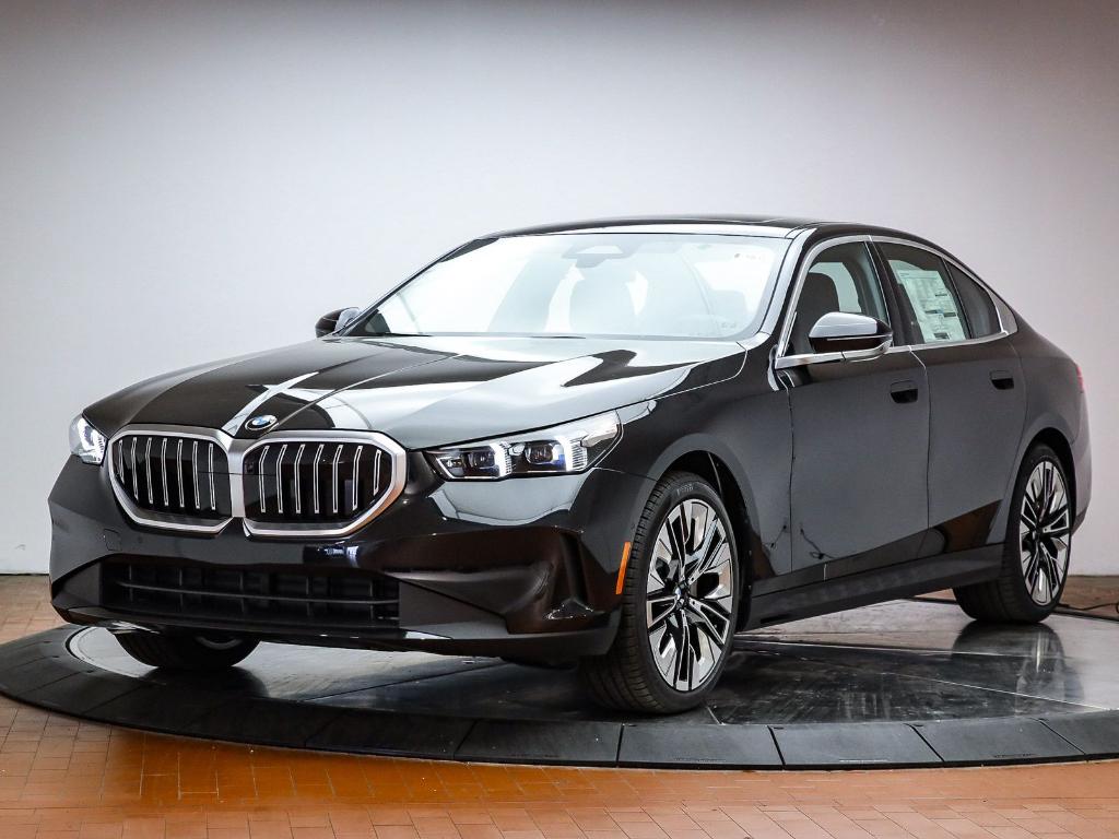 New 2026 BMW 530 i