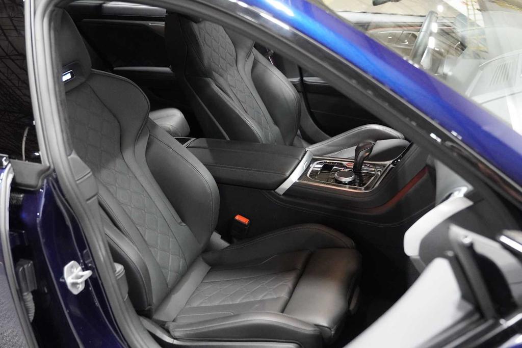 2025 BMW M8 COMPETITION GRAN COUPE — миниатюра 11