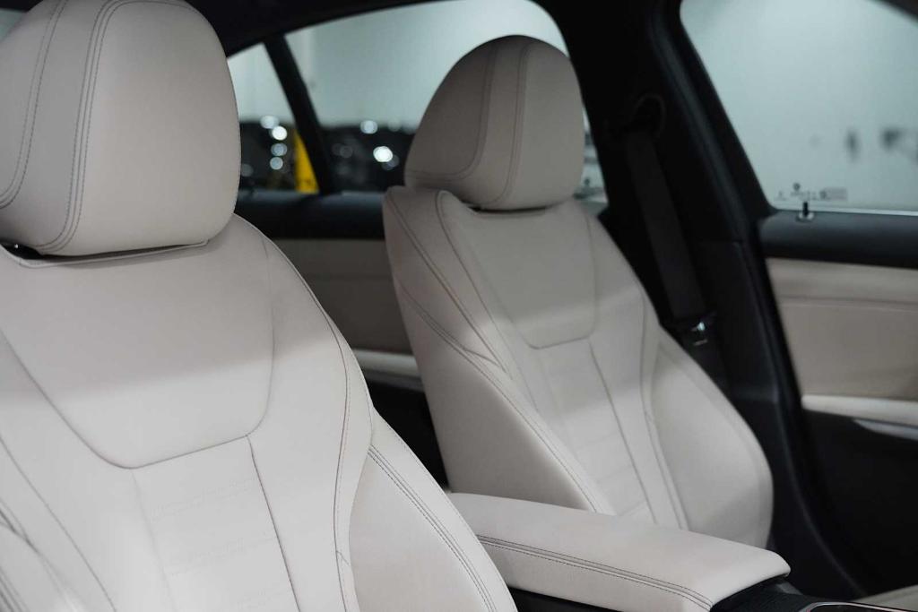 2026 BMW 330 I NA — миниатюра 11