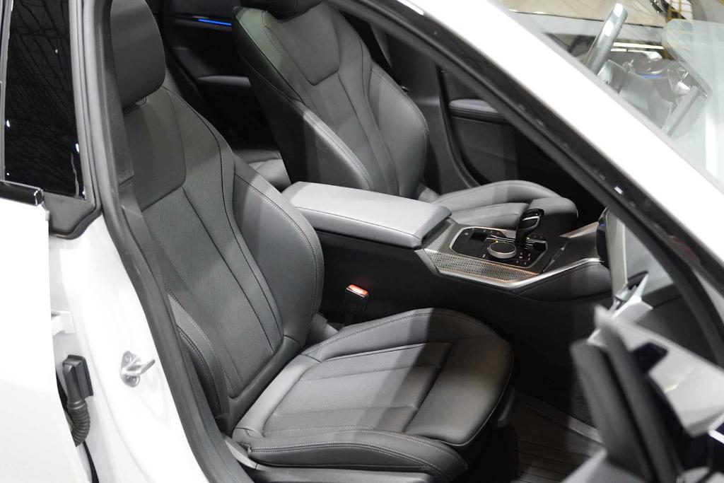 صورة 10 لـ 2023 BMW M440 GRAN COUPE I XDRIVE