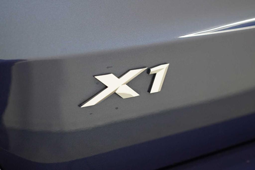 صورة 9 لـ 2024 BMW X1 XDRIVE28I