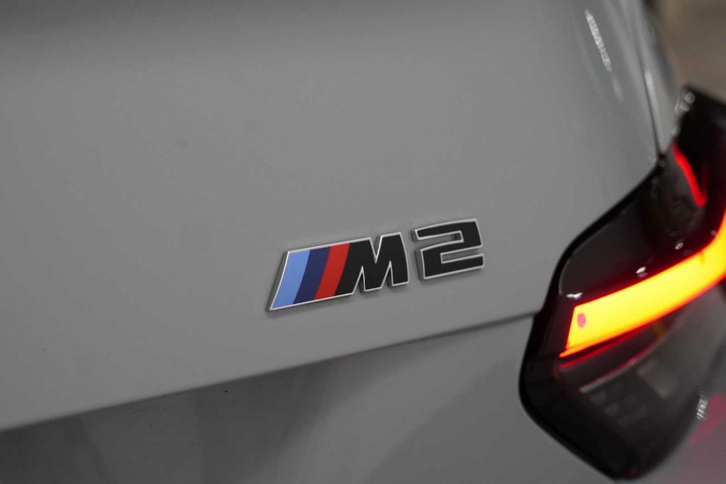 2026 BMW M2 BASE — фото 9