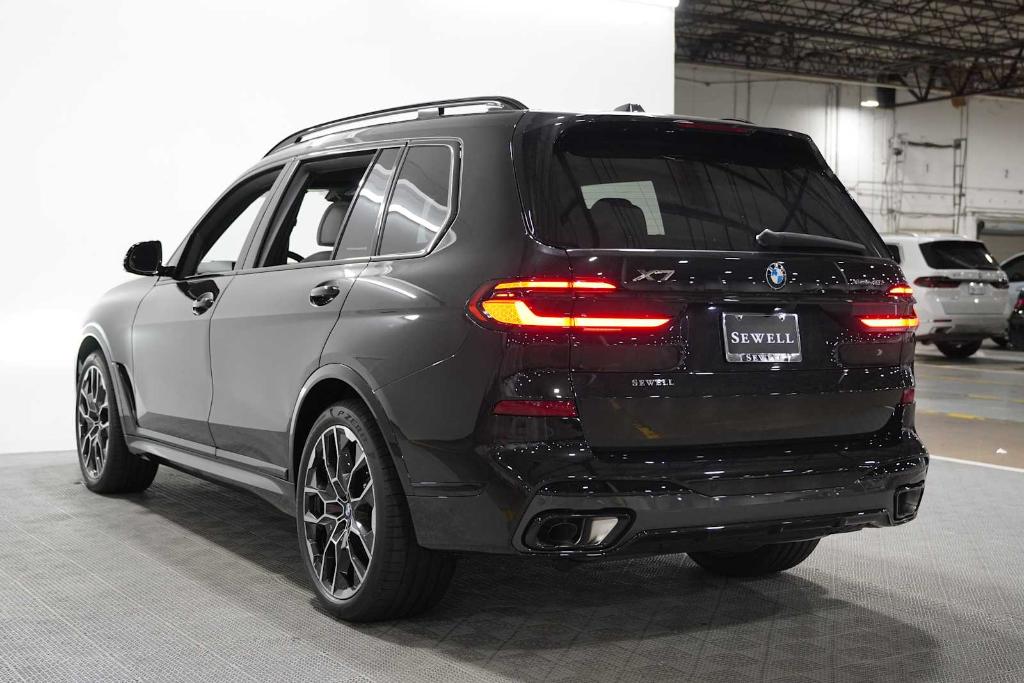 2027 BMW X7 XDRIVE40I — миниатюра 4