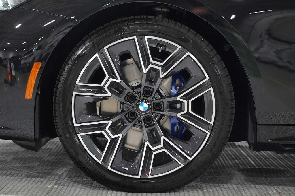 صورة 7 لـ 2026 BMW 530 I
