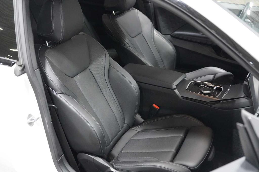 صورة 10 لـ 2023 BMW 230 I XDRIVE